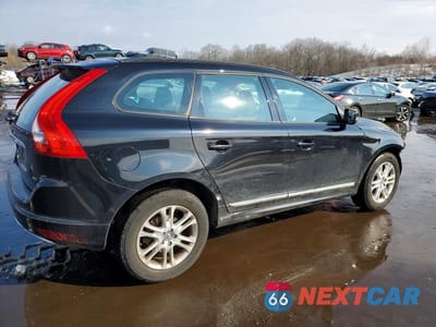 Trzecie zdjęcie samochodu z tyłu: 2015 VOLVO XC60 3.2 VIN:YV4940RAXF2603264 - miniatura