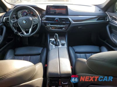Zdjęcie 8 z 11 samochodu: 2018 BMW 540 XI VIN:WBAJE7C54JWD49599 - miniatura