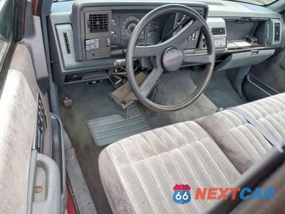 Zdjęcie 8 z 11 samochodu: 1990 GMC SIERRA C2500 VIN:1GTFC24K5LE553288 - miniatura