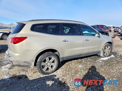 Trzecie zdjęcie samochodu z tyłu: 2012 CHEVROLET TRAVERSE LT VIN:1GNKVJED8CJ160306 - miniatura