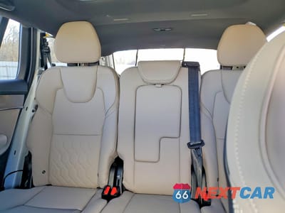 Zdjęcie 10 z 14 samochodu: 2025 VOLVO XC90 CORE VIN:YV4062PA3S1377506 - miniatura