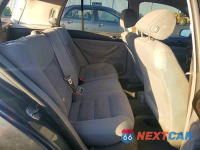 Zdjęcie 10 z 11 samochodu: 2004 VOLKSWAGEN GOLF GLS VIN:9BWGL61J044004358 - miniatura