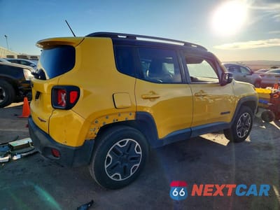 Trzecie zdjęcie samochodu z tyłu: 2015 JEEP RENEGADE TRAILHAWK VIN:ZACCJBCT4FPC16125 - miniatura