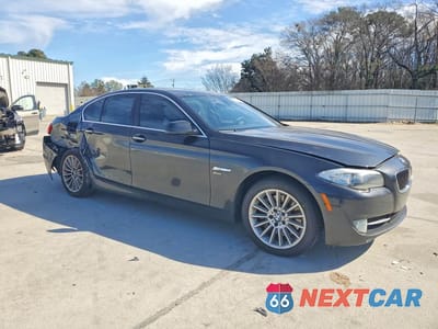 Czwarte zdjęcie samochodu z boku: 2011 BMW 535 XI VIN:WBAFU7C57BC870633 - miniatura