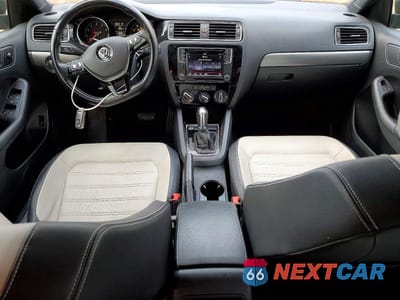 Zdjęcie 8 z 12 samochodu: 2017 VOLKSWAGEN JETTA SPORT VIN:3VWD17AJ8HM305752 - miniatura