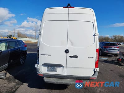 Zdjęcie 6 z 13 samochodu: 2021 MERCEDES BENZ SPRINTER 2500 VIN:W1W40CHY0MT056154 - miniatura
