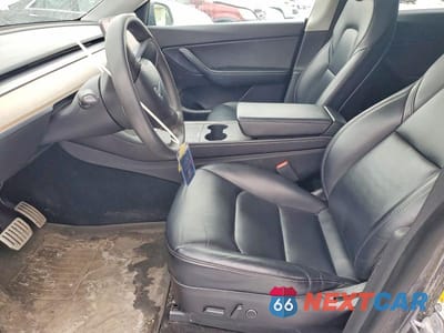 Zdjęcie 7 z 12 samochodu: 2021 TESLA MODEL Y VIN:5YJYGDEFXMF261694 - miniatura