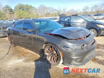 Czwarte zdjęcie samochodu z boku: 2020 DODGE CHARGER SCAT PACK VIN:2C3CDXGJ6LH185863 - miniatura