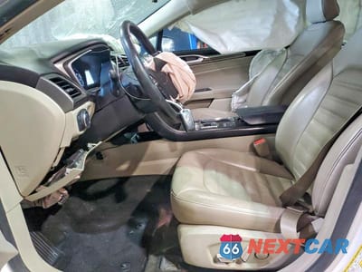 Zdjęcie 7 z 12 samochodu: 2018 FORD FUSION SE VIN:3FA6P0HD3JR283420 - miniatura