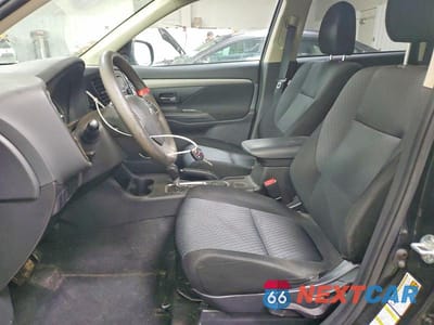 Zdjęcie 7 z 11 samochodu: 2014 MITSUBISHI OUTLANDER ES VIN:JA4AD2A39EZ005675 - miniatura
