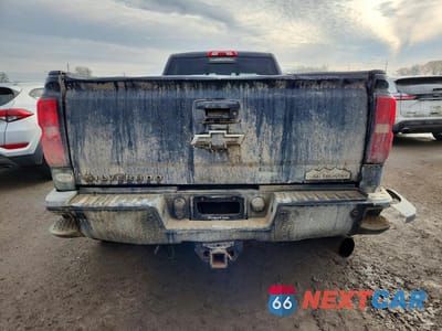 Zdjęcie 6 z 12 samochodu: 2019 CHEVROLET SILVERADO K3500 HIGH COUNTRY VIN:1GC4KYEYXKF250564 - miniatura