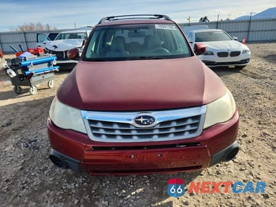 Piąte zdjęcie samochodu w środku: 2012 SUBARU FORESTER 2.5X PREMIUM VIN:JF2SHADCXCH406113 - miniatura