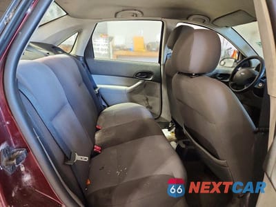 Zdjęcie 10 z 11 samochodu: 2007 FORD FOCUS ZX4 VIN:1FAFP34N67W295518 - miniatura