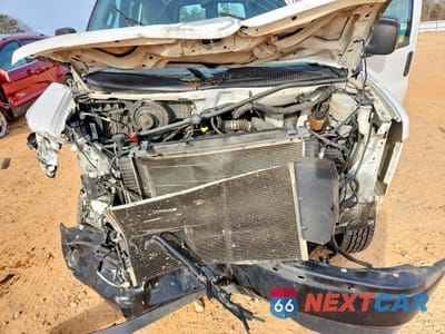 Zdjęcie 11 z 13 samochodu: 2017 CHEVROLET EXPRESS G2500 VIN:1GCWGAFF5H1346431 - miniatura