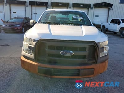 Piąte zdjęcie samochodu w środku: 2016 FORD F150 VIN:1FTMF1C87GKD28456 - miniatura