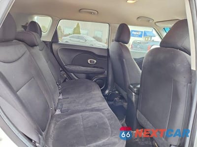 Zdjęcie 11 z 13 samochodu: 2019 KIA SOUL BASE VIN:KNDJN2A28K7912354 - miniatura