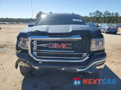 Piąte zdjęcie samochodu w środku: 2018 GMC SIERRA K1500 SLT VIN:3GTU2NEJ5JG261616 - miniatura