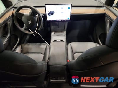 Zdjęcie 8 z 13 samochodu: 2024 TESLA MODEL Y VIN:7SAYGDEE4RA216569 - miniatura