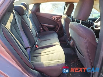 Zdjęcie 10 z 12 samochodu: 2016 CHRYSLER 200 LIMITED VIN:1C3CCCAB2GN158931 - miniatura