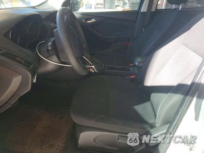 Zdjęcie 7 z 11 samochodu: 2017 FORD FOCUS SE VIN:1FADP3F25HL317294 - miniatura
