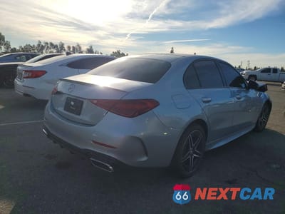 Trzecie zdjęcie samochodu z tyłu: 2025 MERCEDES-BENZ C 300 VIN:W1KAF4GB5SR251473 - miniatura