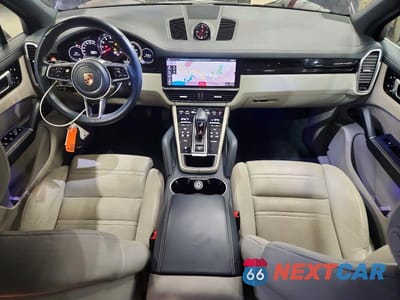 Zdjęcie 8 z 12 samochodu: 2019 PORSCHE CAYENNE VIN:WP1AA2AY6KDA10026 - miniatura