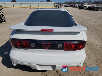 Zdjęcie 6 z 12 samochodu: 2002 PONTIAC FIREBIRD FORMULA VIN:2G2FV22G022153274 - miniatura