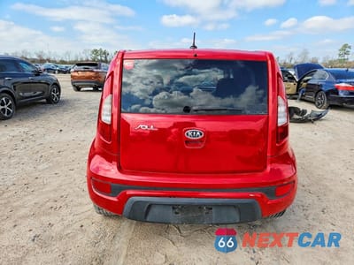 Zdjęcie 6 z 12 samochodu: 2012 KIA SOUL + VIN:KNDJT2A66C7356037 - miniatura