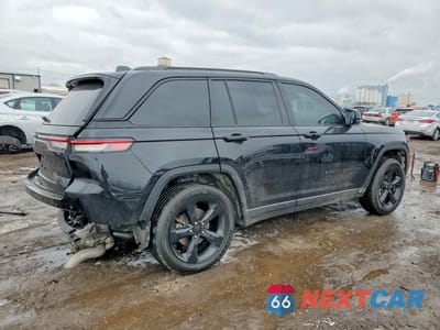 Trzecie zdjęcie samochodu z tyłu: 2024 JEEP GRAND CHEROKEE LAREDO VIN:1C4RJHAG2RC263696 - miniatura