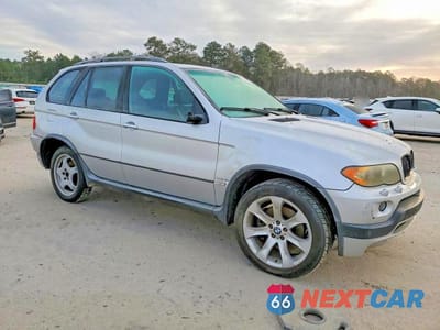 Czwarte zdjęcie samochodu z boku: 2005 BMW X5 4.8IS VIN:5UXFA93505LE83452 - miniatura