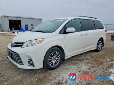 2019 TOYOTA SIENNA XLE 8-PASSENGER 5TDYZ3DC5KS995504 - główne zdjęcie licytacji z USA - miniatura