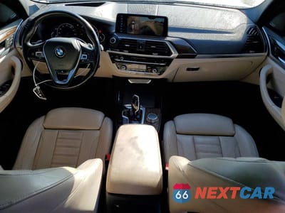 Zdjęcie 8 z 12 samochodu: 2019 BMW X3 XDRIVE30I VIN:5UXTR9C59KLR11247 - miniatura