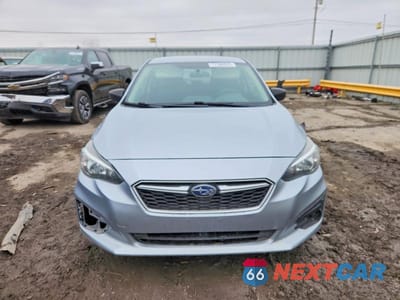 Piąte zdjęcie samochodu w środku: 2019 SUBARU IMPREZA VIN:4S3GTAA61K1725599 - miniatura