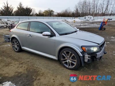 Czwarte zdjęcie samochodu z boku: 2009 VOLVO C30 T5 VIN:YV1MK672692135615 - miniatura