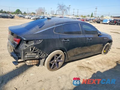 Trzecie zdjęcie samochodu z tyłu: 2020 KIA OPTIMA LX VIN:5XXGT4L31LG403829 - miniatura