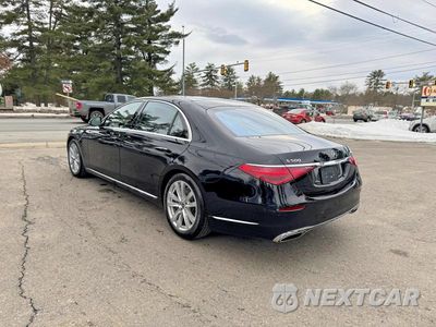 Czwarte zdjęcie samochodu z boku: 2022 MERCEDES-BENZ S 500 4MATIC VIN:W1K6G6DBXNA066843 - miniatura