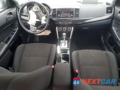 Zdjęcie 8 z 12 samochodu: 2016 MITSUBISHI LANCER ES VIN:JA32U2FU2GU011828 - miniatura