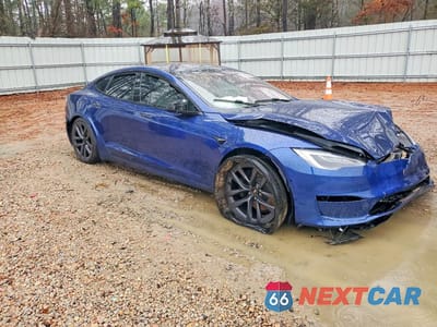 Czwarte zdjęcie samochodu z boku: 2021 TESLA MODEL S VIN:5YJSA1E65MF451134 - miniatura