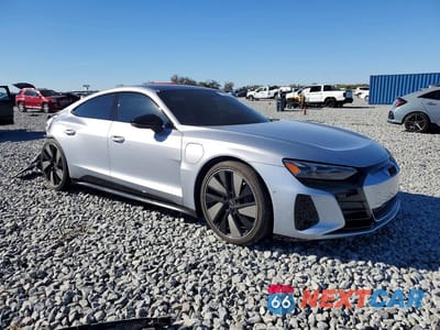 Czwarte zdjęcie samochodu z boku: 2023 AUDI E-TRON GT PRESTIGE VIN:WAUEJBFW6P7006510 - miniatura