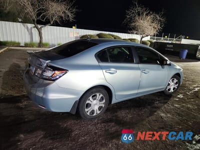 Trzecie zdjęcie samochodu z tyłu: 2013 HONDA CIVIC HYBRID VIN:19XFB4F21DE000297 - miniatura