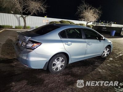 Trzecie zdjęcie samochodu z tyłu: 2013 HONDA CIVIC HYBRID VIN:19XFB4F21DE000297 - miniatura