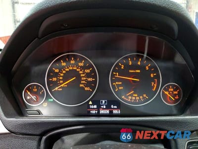 Zdjęcie 9 z 13 samochodu: 2012 BMW 328 I VIN:WBA3A5G57CNP18190 - miniatura