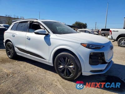 Czwarte zdjęcie samochodu z boku: 2025 AUDI Q6 E-TRON PREMIUM VIN:WA112BGF8SA013137 - miniatura