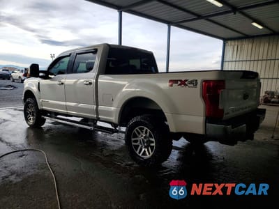 Drugie zdjęcie samochodu z przodu: 2019 FORD F250 LARIAT 4WD 6.7L V8 TDSL CREW CAB VIN:1FT7W2BT3KEC88392 - miniatura