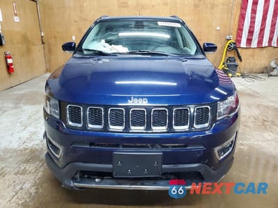 Piąte zdjęcie samochodu w środku: 2019 JEEP COMPASS LIMITED VIN:3C4NJDCB6KT656393 - miniatura