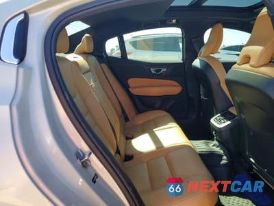 Zdjęcie 10 z 12 samochodu: 2020 VOLVO S60 T5 INSCRIPTION VIN:7JR102FLXLG067378 - miniatura