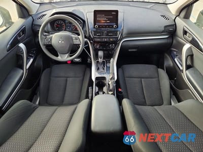 Zdjęcie 8 z 13 samochodu: 2022 MITSUBISHI ECLIPSE CROSS LE VIN:JA4ATVAA8NZ042154 - miniatura