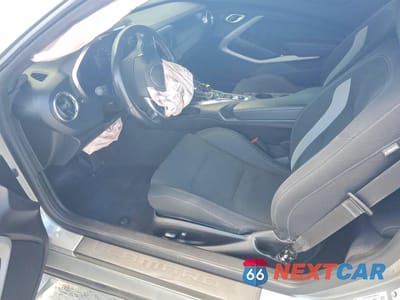 Zdjęcie 7 z 12 samochodu: 2023 CHEVROLET CAMARO LS VIN:1G1FB1RS5P0141681 - miniatura