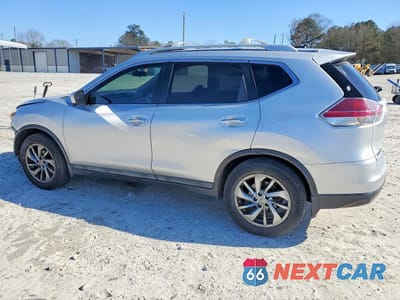Drugie zdjęcie samochodu z przodu: 2015 NISSAN ROGUE S VIN:5N1AT2MT1FC777673 - miniatura