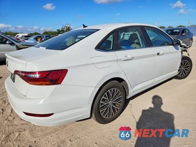 Trzecie zdjęcie samochodu z tyłu: 2019 VOLKSWAGEN JETTA S VIN:3VWC57BU5KM086281 - miniatura